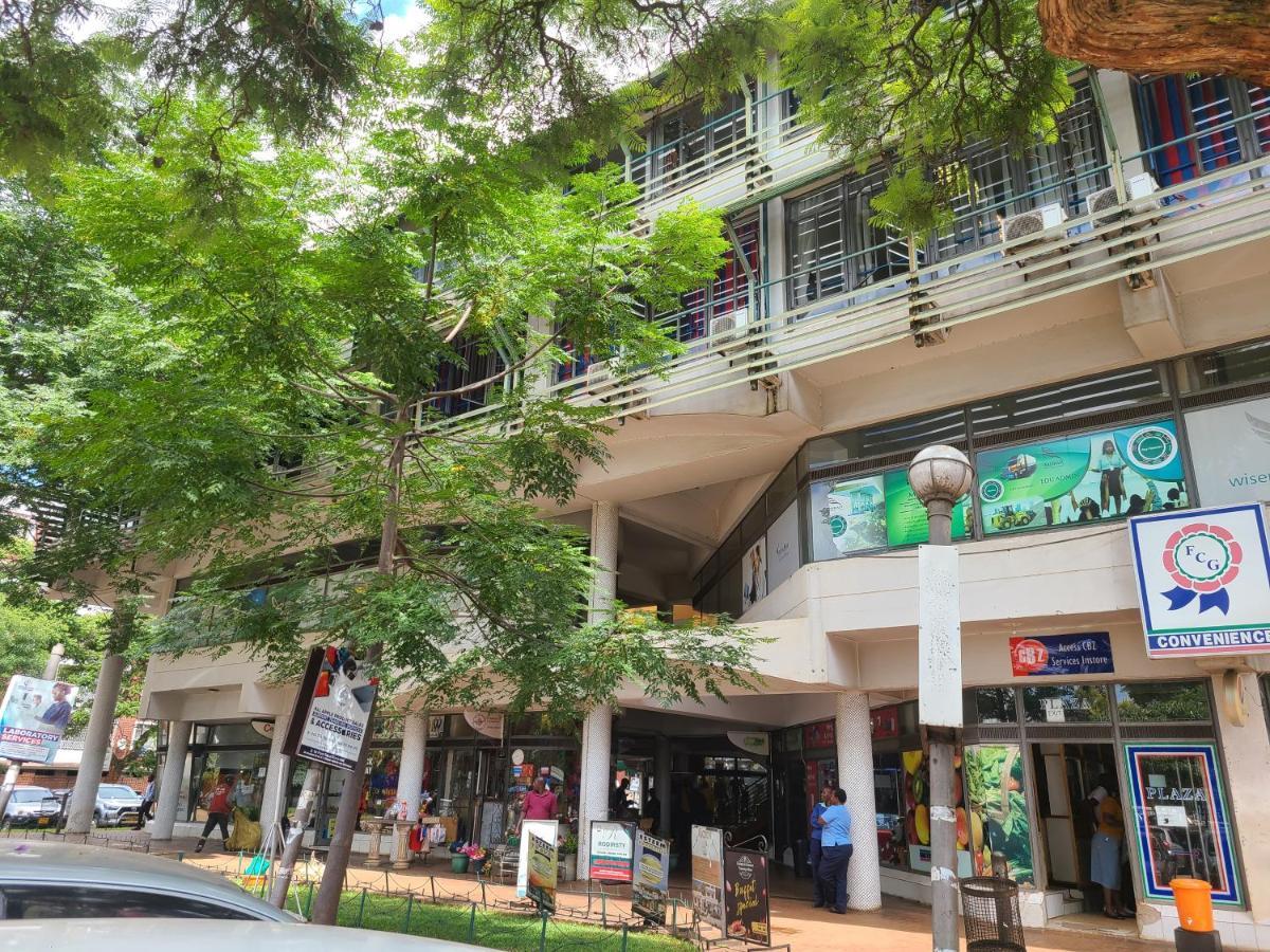 Lolo'S 1Bed Apt-Best Location-2Balconies Harare Exteriör bild