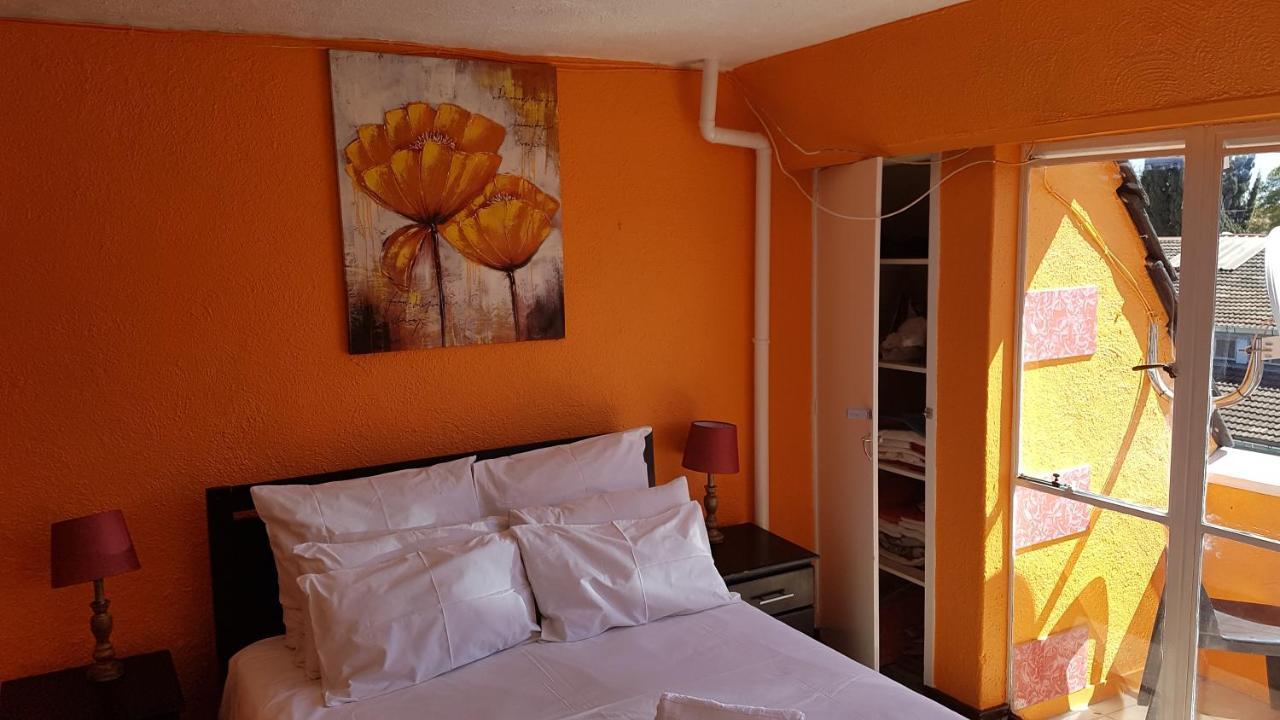 Lolo'S 1Bed Apt-Best Location-2Balconies Harare Exteriör bild