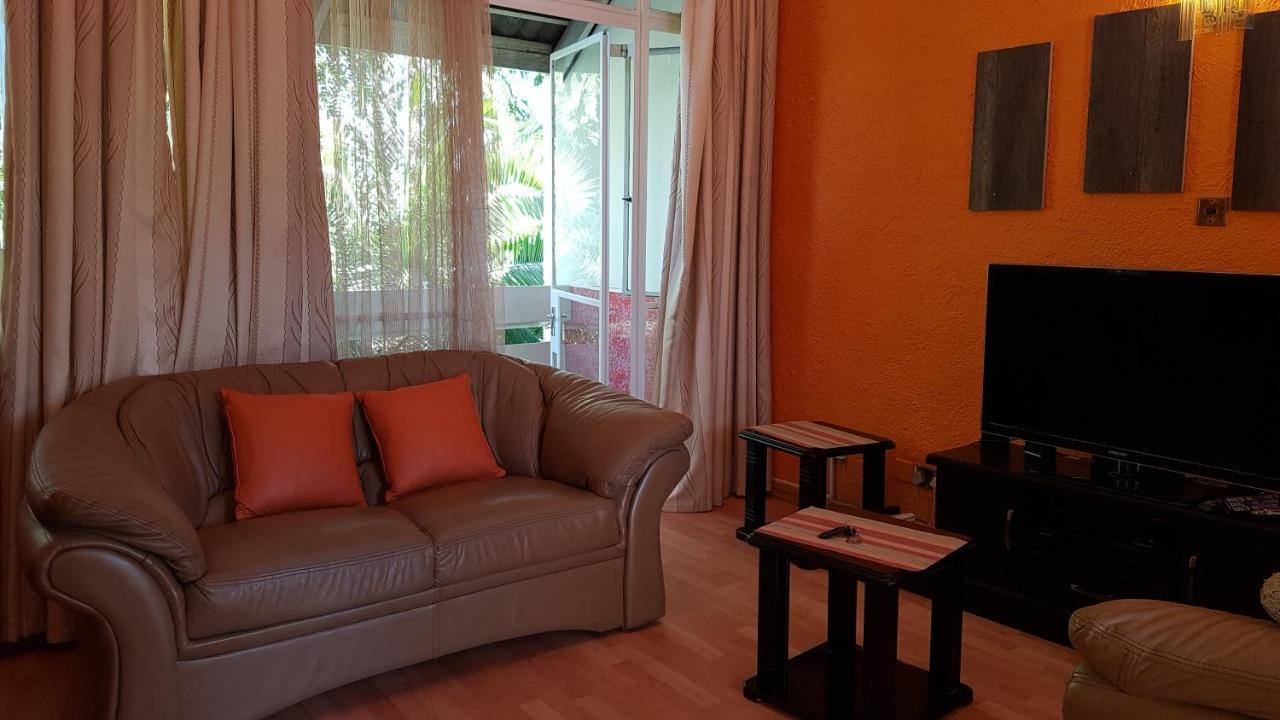 Lolo'S 1Bed Apt-Best Location-2Balconies Harare Exteriör bild