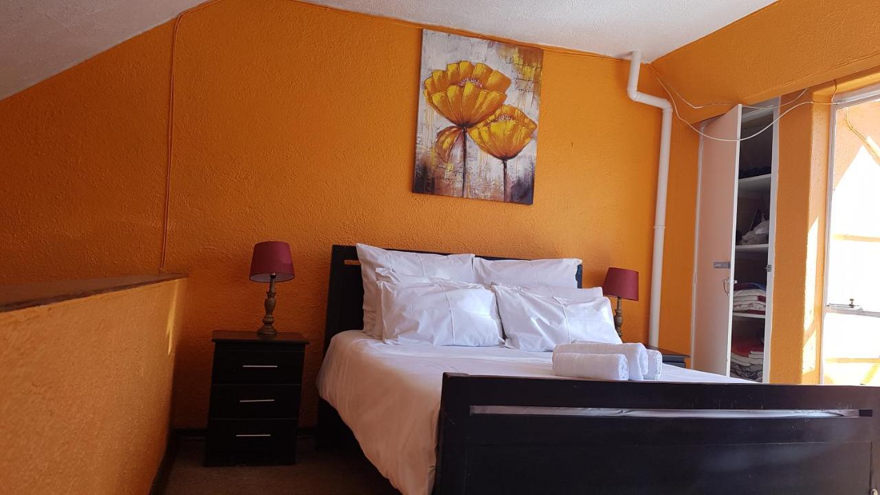 Lolo'S 1Bed Apt-Best Location-2Balconies Harare Exteriör bild